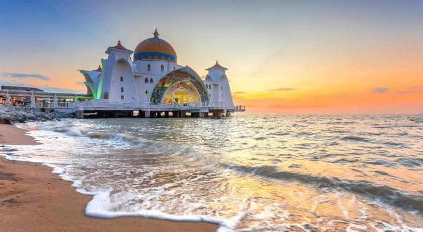Hatten Place Melaka Esterno foto
