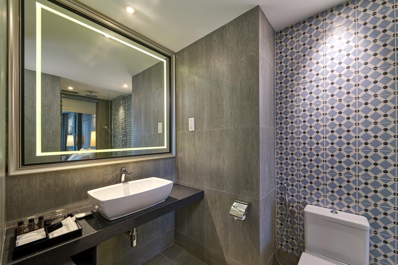 Hatten Place Melaka Esterno foto Bathroom